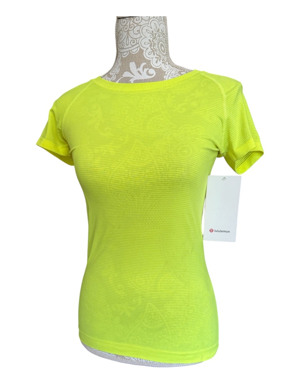 Lululemon Swiftly Tech 2.0